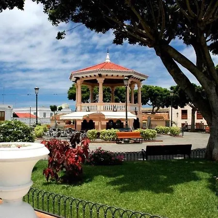Casa Totalmente Renovada En Zona Muy Tranquila!!! Vistas Al Mar Y Montana بيت للعطل *