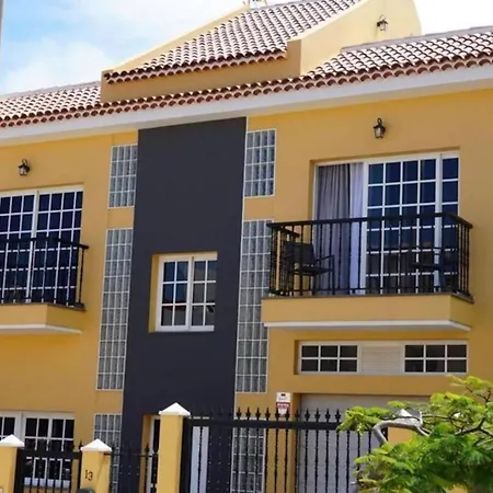 Casa Totalmente Renovada En Zona Muy Tranquila!!! Vistas Al Mar Y Montana بوينافيستا ديل نورتي