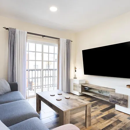 Casa Totalmente Renovada En Zona Muy Tranquila!!! Vistas Al Mar Y Montana *