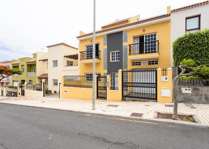 Casa Totalmente Renovada En Zona Muy Tranquila!!! Vistas Al Mar Y Montana Buenavista Del Norte